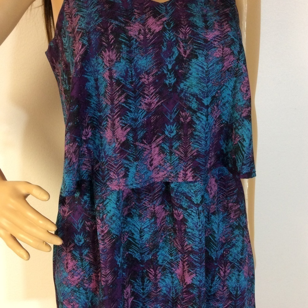 MAC + JAC FEATHER PRINT DRESS - Picture 3 of 5